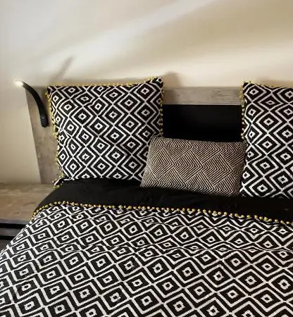 Проживание в семье Double Privee *